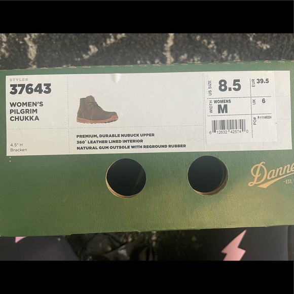 Danner Women’s Pilgrim Chukka Ankle Shoe/Boot! - Picture 5 of 5